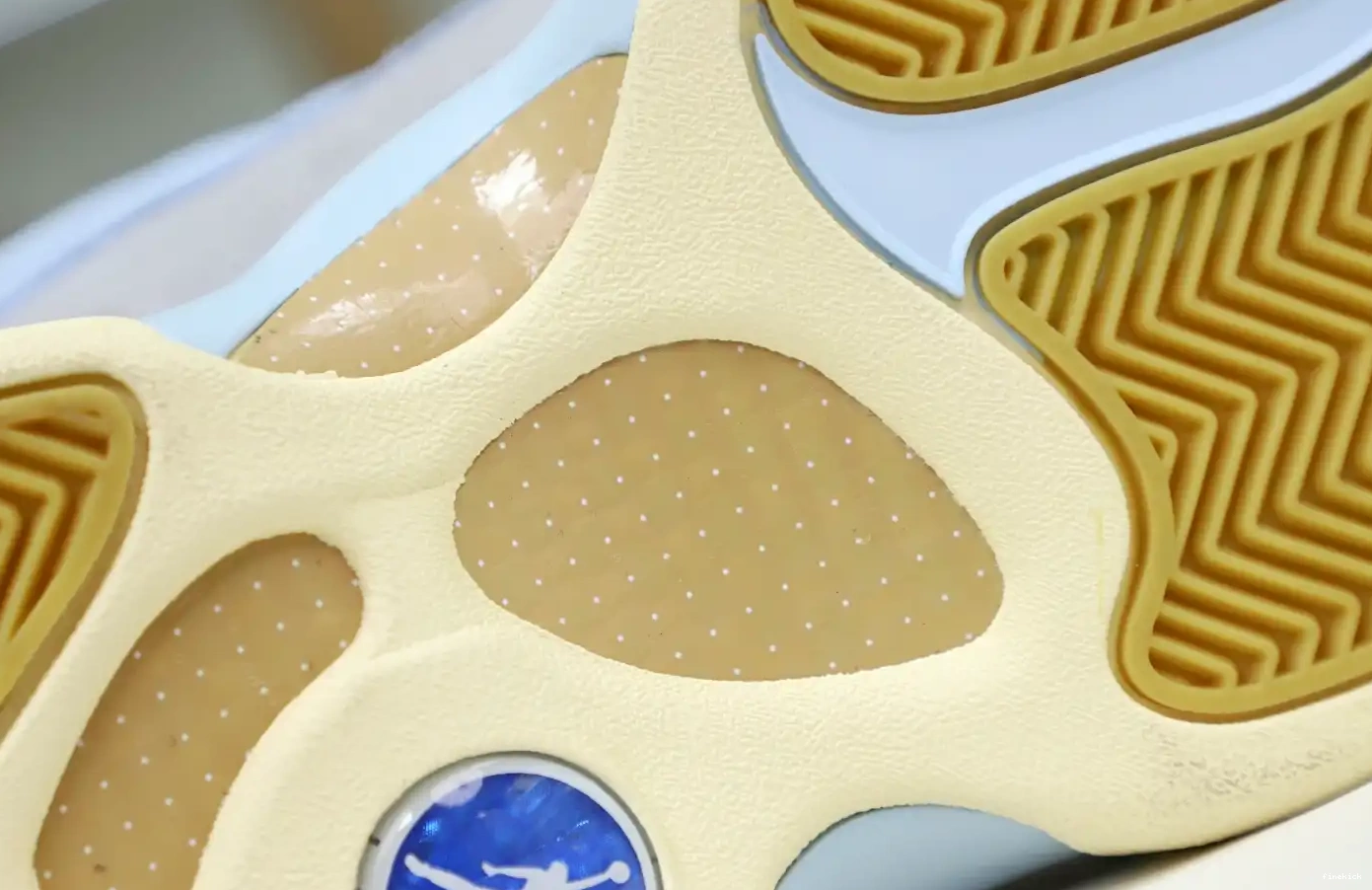SOLEFLY 13 AIR JORDAN AIR JORDAN 0520